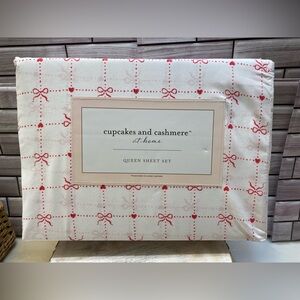 Cupcakes And Cashmere❤️ Bow & Checker Sheet Set Queen Size NEW
